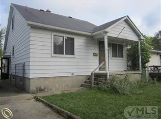 1000 Premont Ave, Waterford, MI 48328