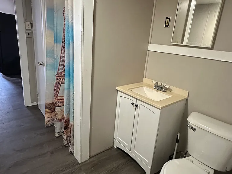 33 N Main St #2 — Photo 6