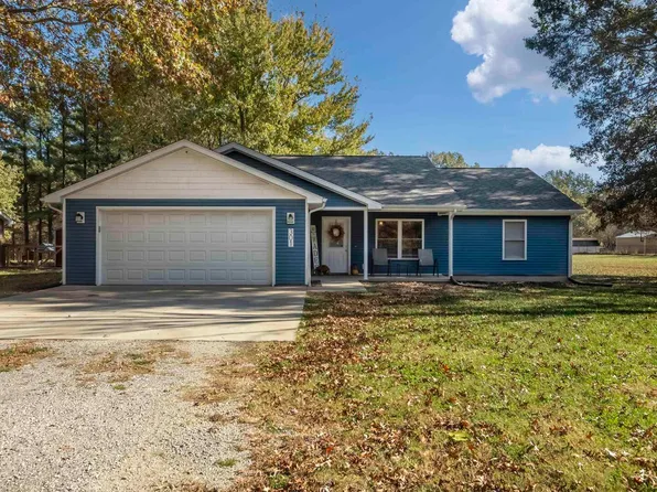 301 Kennedy St, Cambria, IL 62915