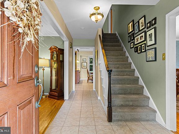 5th image of 232 Hansell Rd