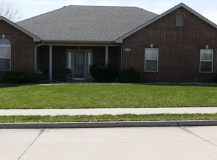 4000 Creve Coeur Dr, Columbia, MO 65202