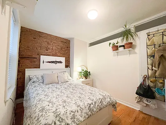 Rented by Corcoran | media 2