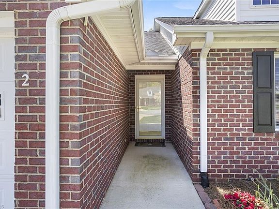 2nd image of 160 Royal View Dr #2
