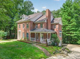 116 Rock Point Ln, Marion, VA 24354