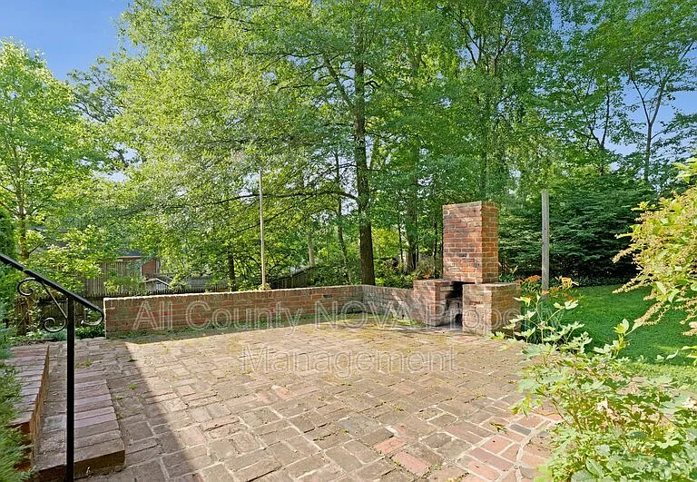 3160 Ravenwood Dr — Photo 33