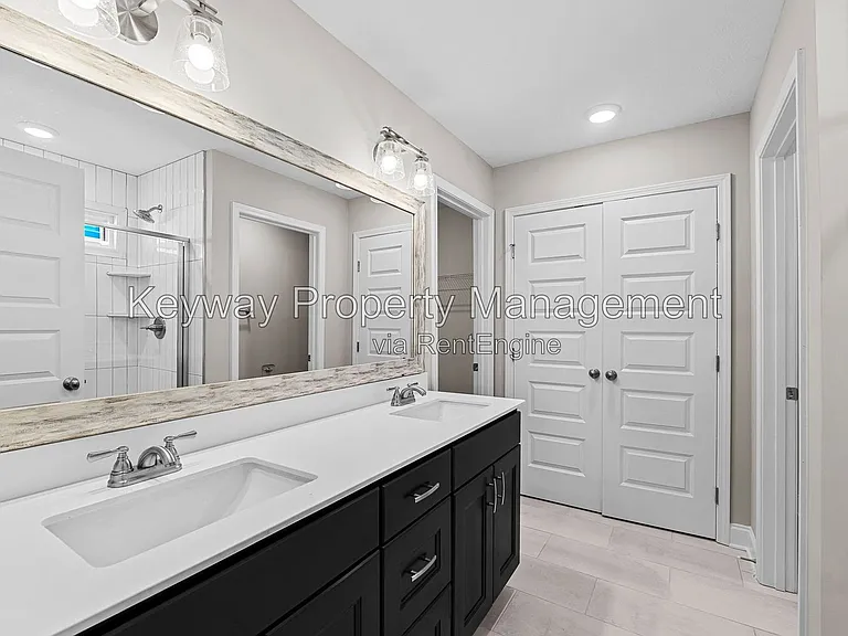 3217 Venetian Dr — Photo 17