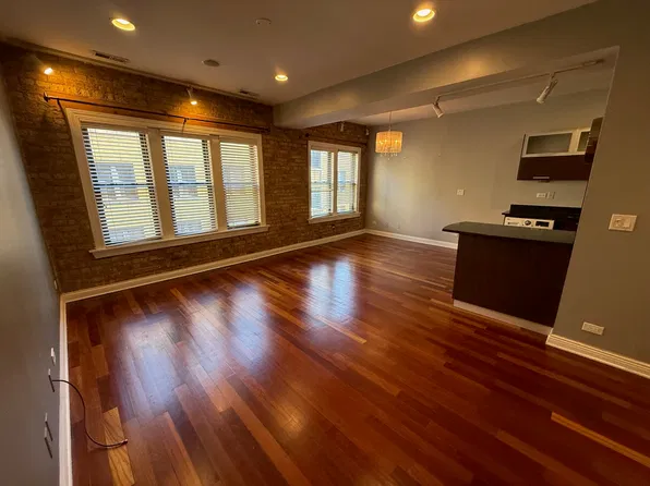 1360 W Estes Ave APT 2S, Chicago, IL 60626