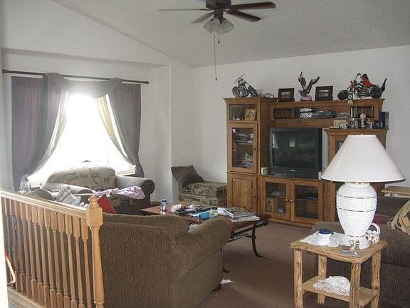 4th image of 458 N Blandwood Ct