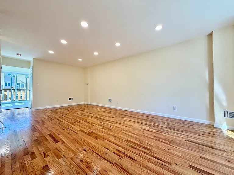 36 Donley Ave #2 — Photo 6
