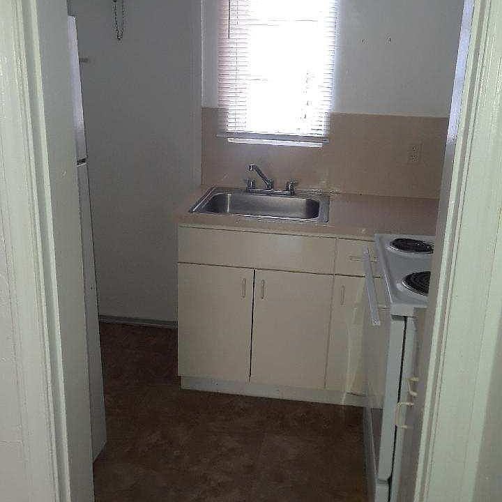 2nd image of 1930 Marseille Dr APT 8