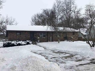 409 S 2nd St, Oregon, IL 61061