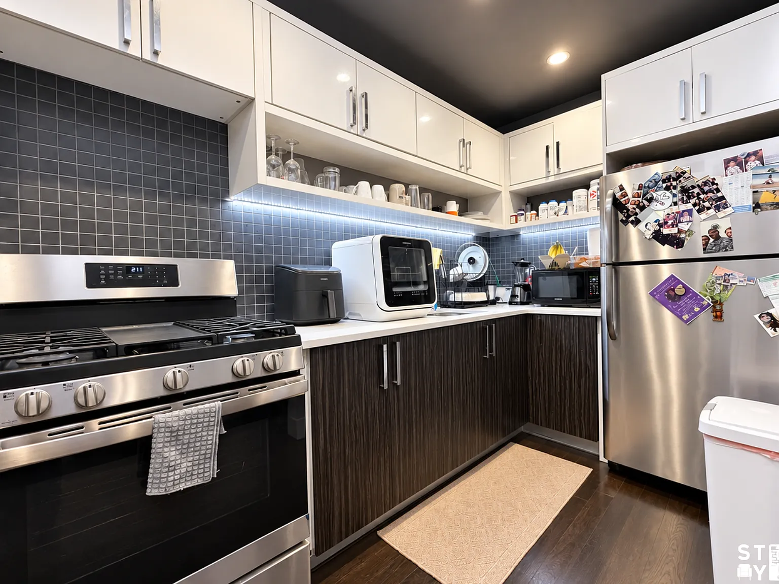 444 Franklin Ave — Photo 3