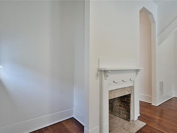 5th image of 614 SE Wenona Ave
