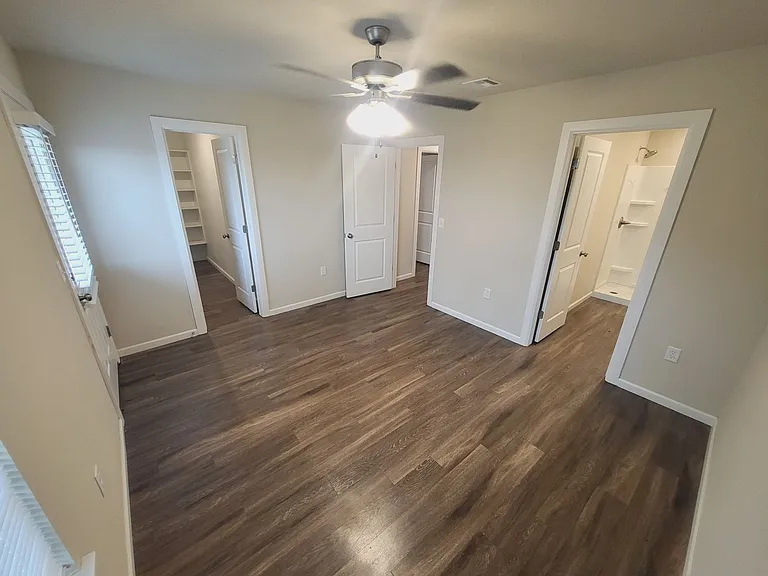 1511 Rosewood Dr — Photo 9