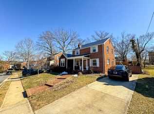 6126 11th Rd N, Arlington, VA 22205