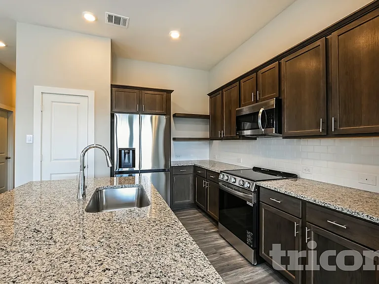 22728 Terrazzo Dr — Photo 5