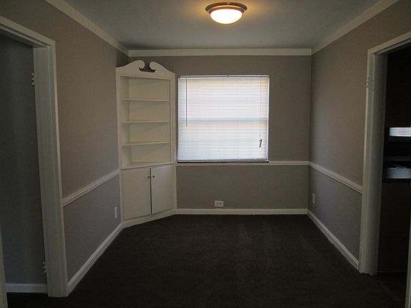 2nd image of 270 Mayfair Blvd APT B