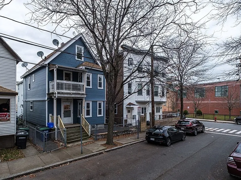 3 Dell St #1 — Photo 10