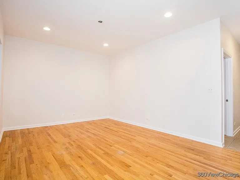 3906 W Belmont Ave #2 — Photo 4