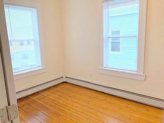 385 Columbia St #2 — Photo 4