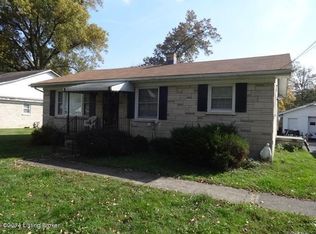 208 Lee St, Shepherdsville, KY 40165