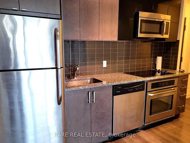 89 Dunfield Ave #638 — Photo 3