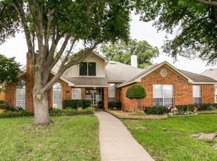 2012 Overview Ln, Garland, TX 75044