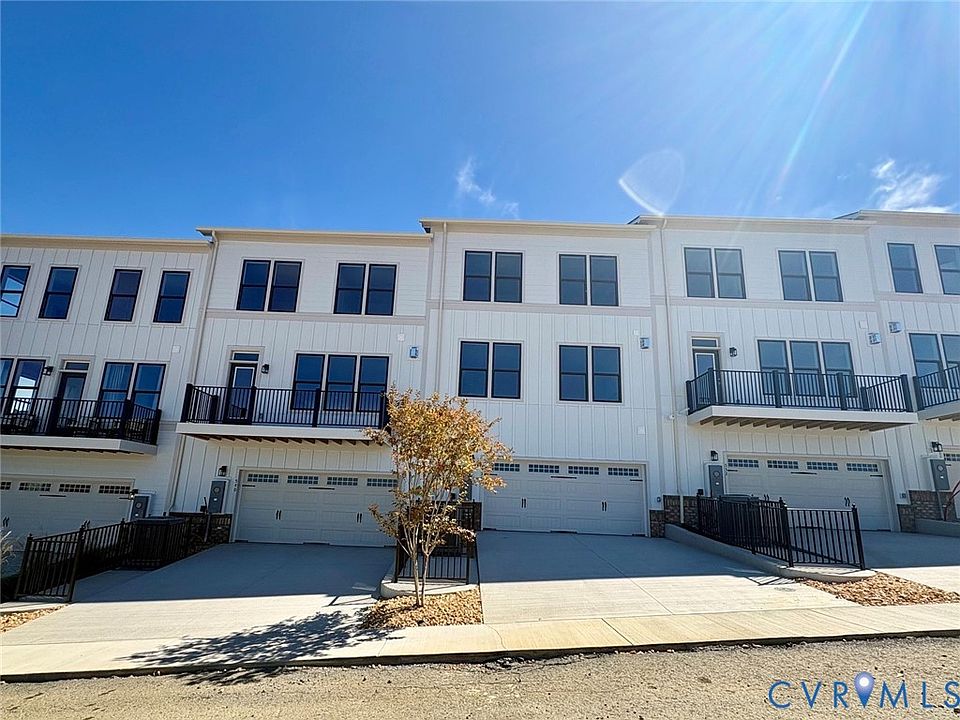 1st image of 512 Aura Ave