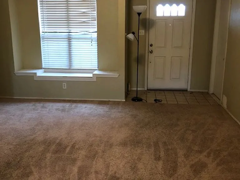 8026 Vita Ct — Photo 4