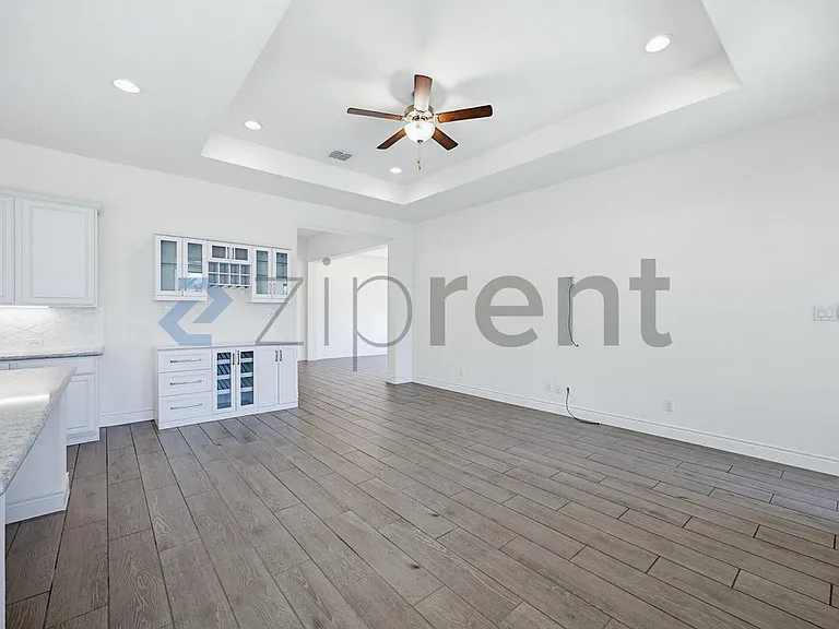 28414 Shailene Dr — Photo 6