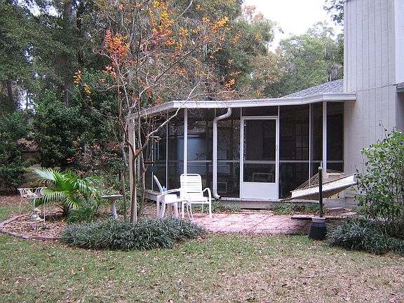 Screened Porch Backyard