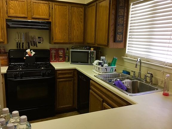 4th image of 1208 Peachtree Valley Dr