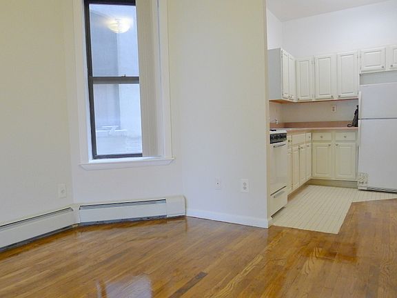 5th image of 1842 7th Ave APT 3S