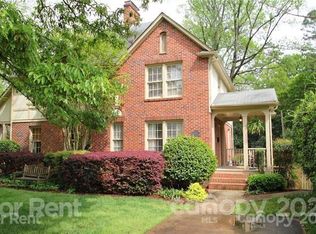 2717 Chelsea Dr, Charlotte, NC 28209