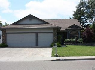 7237 Roxanne Ln, Rohnert Park, CA 94928