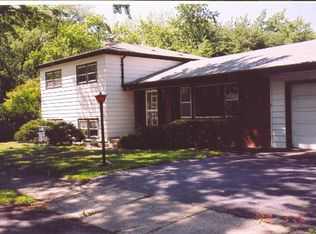 550 W Winchester Rd, Chicago Heights, IL 60411