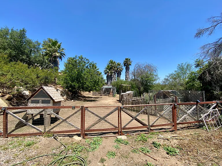 2761 Joan Ln — Photo 115