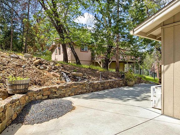 2nd image of 16900 Bear River Dr