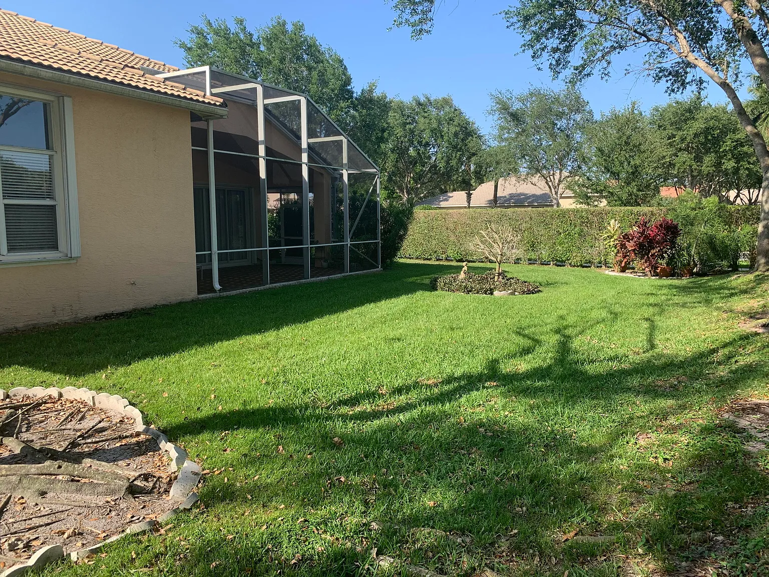 3 bed, 2.5 bath, 2495 sqft, $4,300 — Photo 4