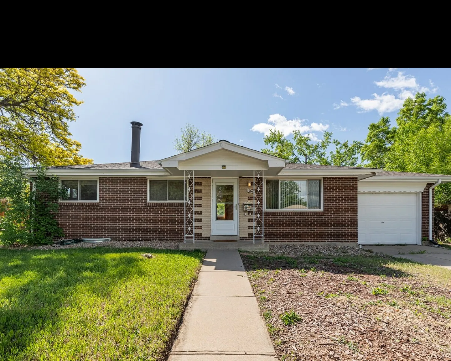 3 bed, 1900 sqft, $3,400 — Photo 3