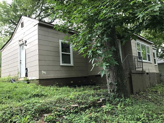 4th image of 710 Woodlawn Dr