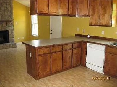 3rd image of 11514 Pinehurst Pl W