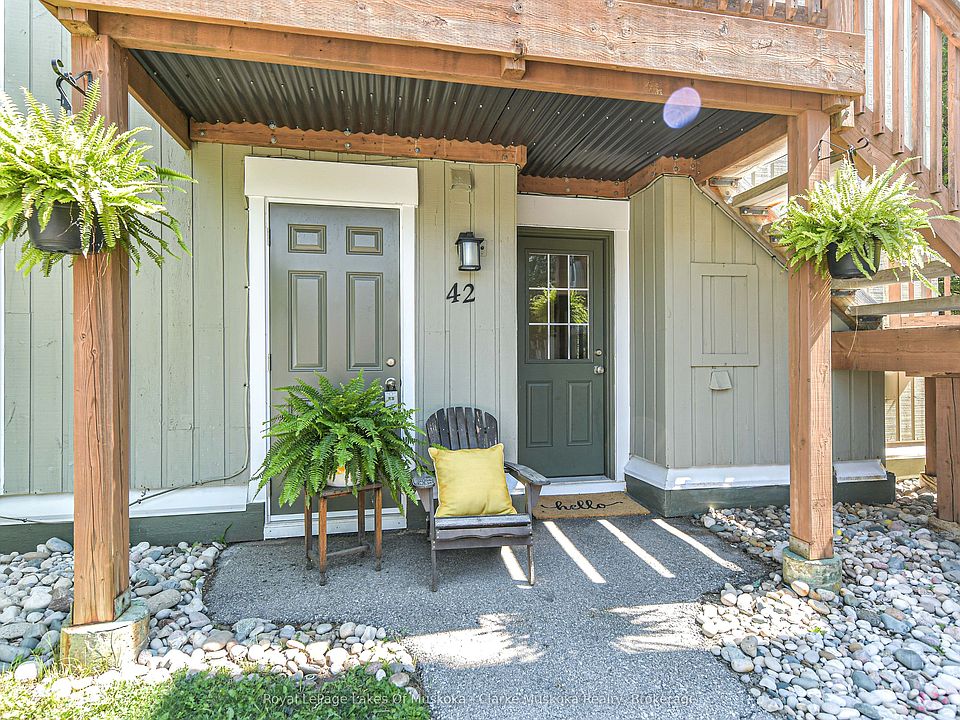 1st image of 19 Dawson Dr #42