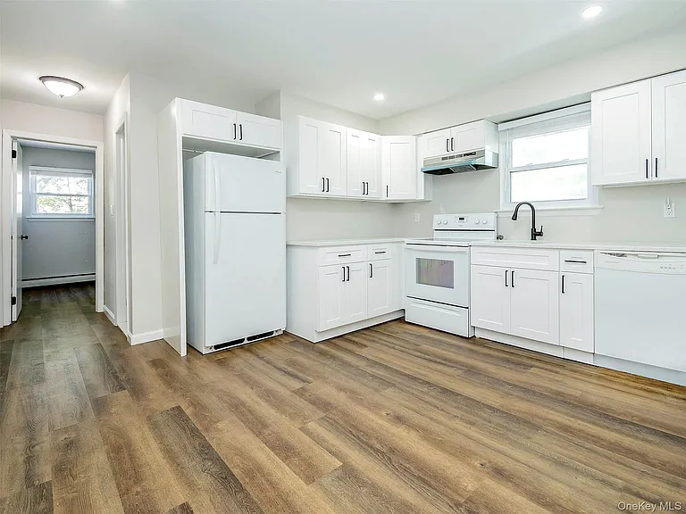 80 Maxwell Ave — Photo 8