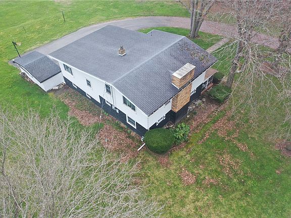5th image of 171 Holly Ln