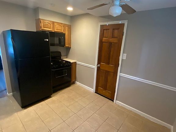 5th image of 539 Lynn Haven Ln