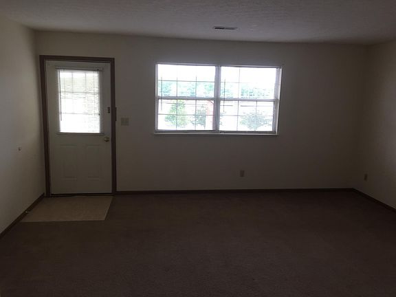 4th image of 290 Decatur St