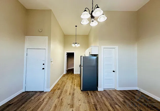 1 bed, 650 sqft, $2,000 — Photo 4
