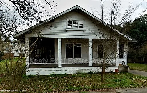 223 General Gardner Ave Photo 1
