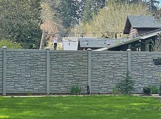 8750 SW Pinebrook St, Tigard, OR 97224